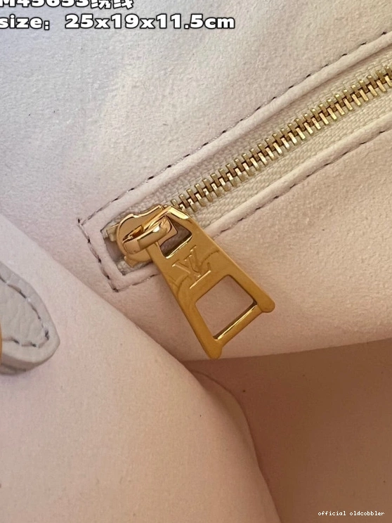 Official oldcobbler LOUIS ONTHEGO VUITTON PM 0716